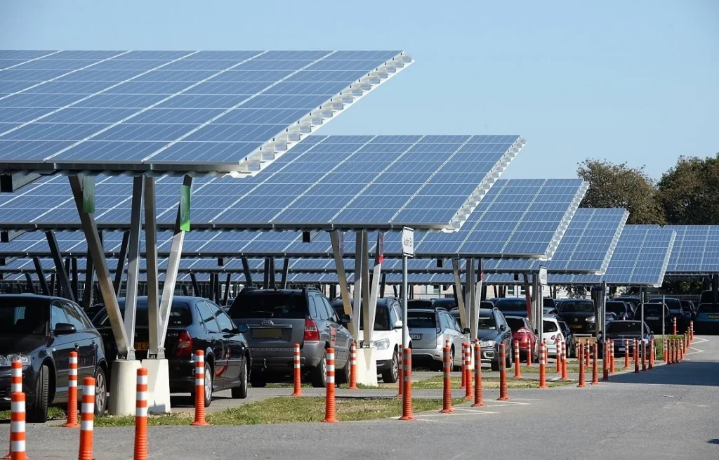 Điện Mặt Trời Bãi Đỗ Xe