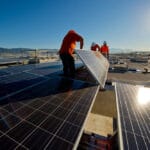 giải pháp tiết kiệm điện nhà máy bằng solar