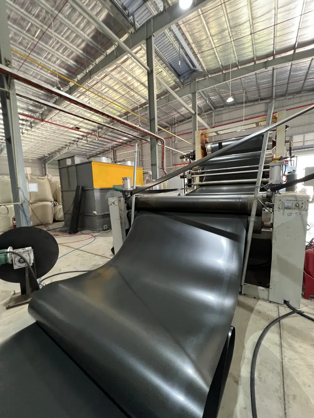 Dây chuyền sản xuất lưới nhựa Y&D